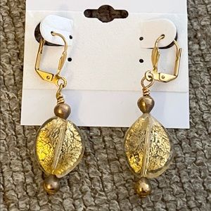 NWOT Gold Italian Murano foil glass leaper back earrings.